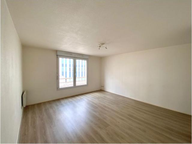 Location appartement 1 pièce 27 m²