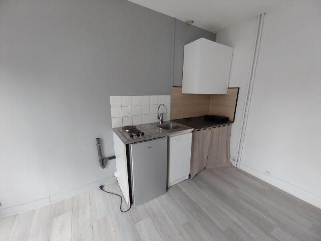 location appartement 1 pièce 27 m² orleans: t1 de 27.88 m² | 14468 durand montouché