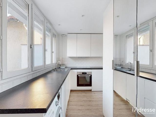 Location appartement 1 pièce, 27.09m², Massy