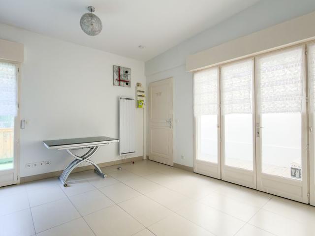 Location appartement 1 pièce, 27.00m², Montgeron