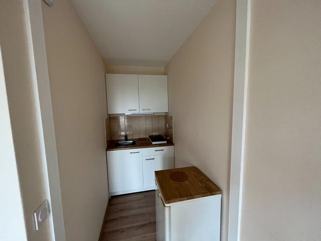 Appartement 1 pièce Pau 27.00m² 470€ à louer l'Adresse