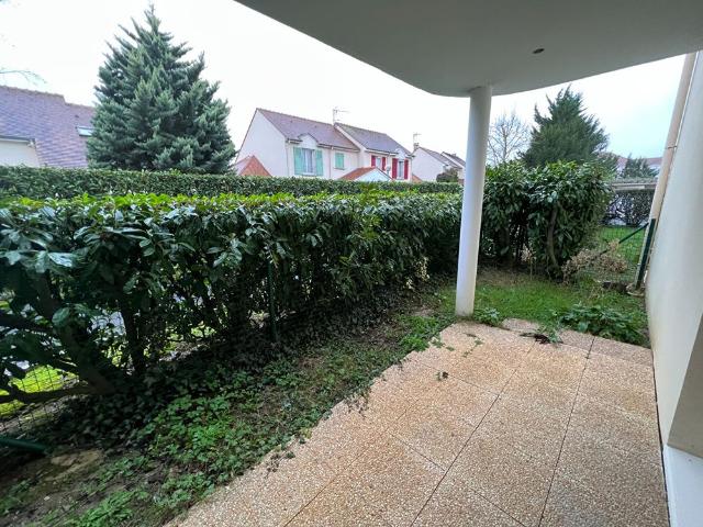 Location appartement 1 pièce, 27.25m², Ozoir la Ferrière