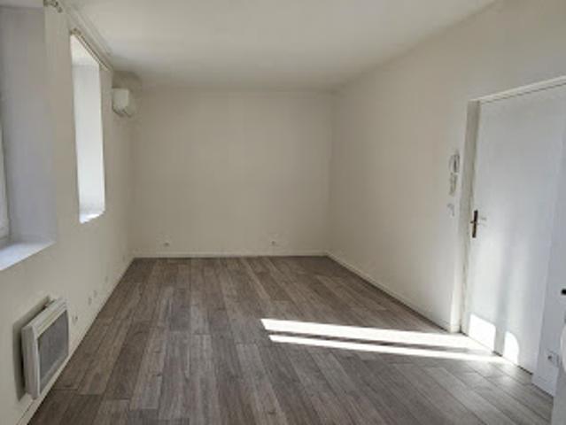 Location Appartement 1 pièce 27.49 m2 Forcalquier
