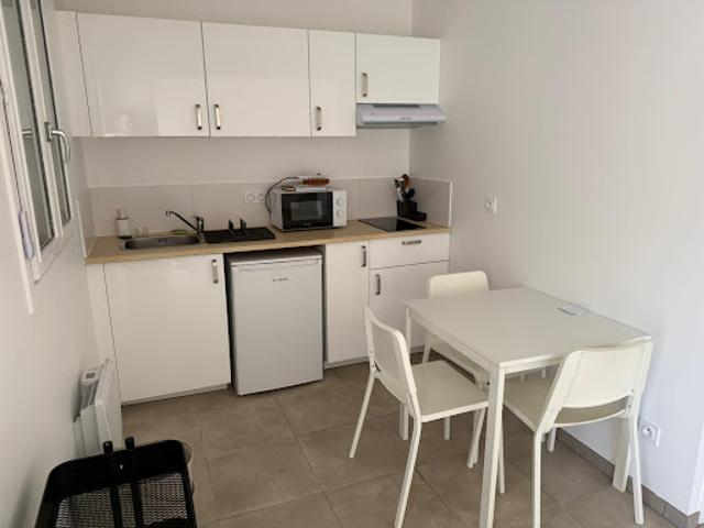 Location Appartement 1 pièce 27.66 m2 Bordeaux