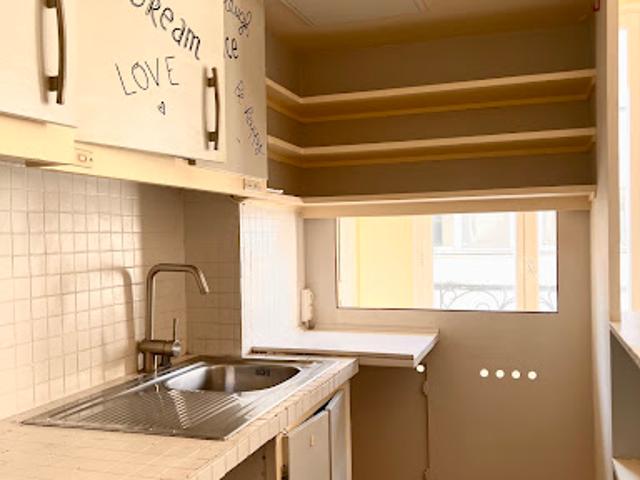 Location Appartement 1 pièce 27.74 m2 Paris 19ème