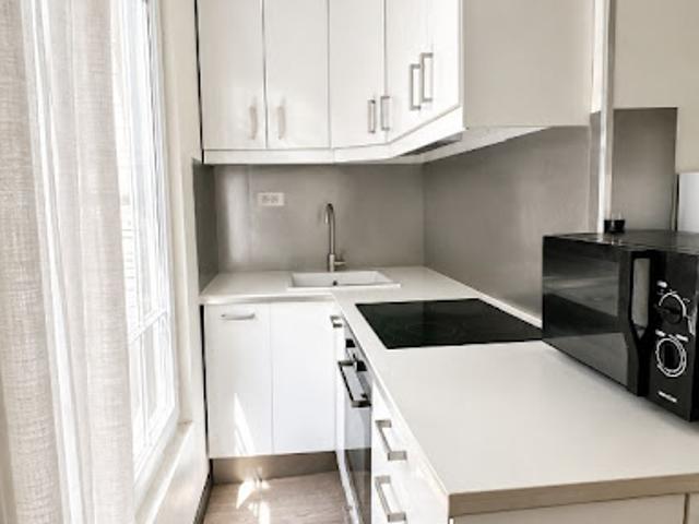 Location Appartement 1 pièce 27.82 m2 Paris 9ème