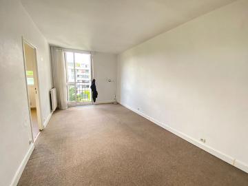 Location Appartement 1 pièce 27m²