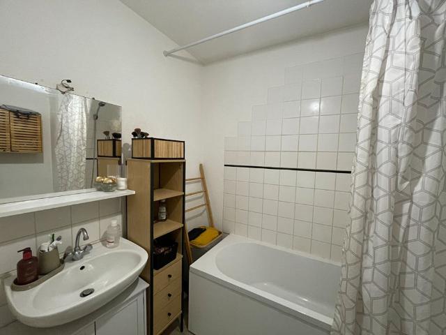 Location Appartement 1 pièce 27m²