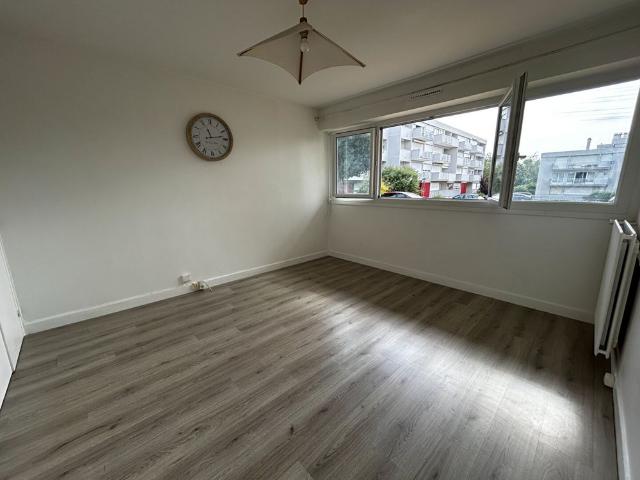 Location Appartement 1 pièce 27m²