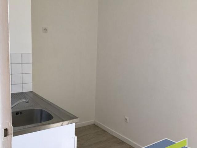 Location Appartement 1 pièce 27m²
