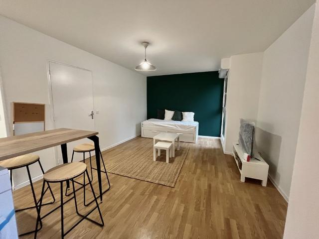 Location Appartement 1 pièce 27m²