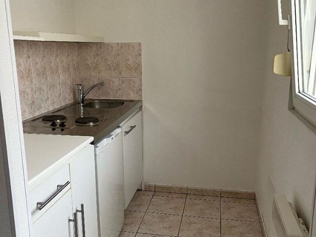 Location Appartement 1 pièce 27m²