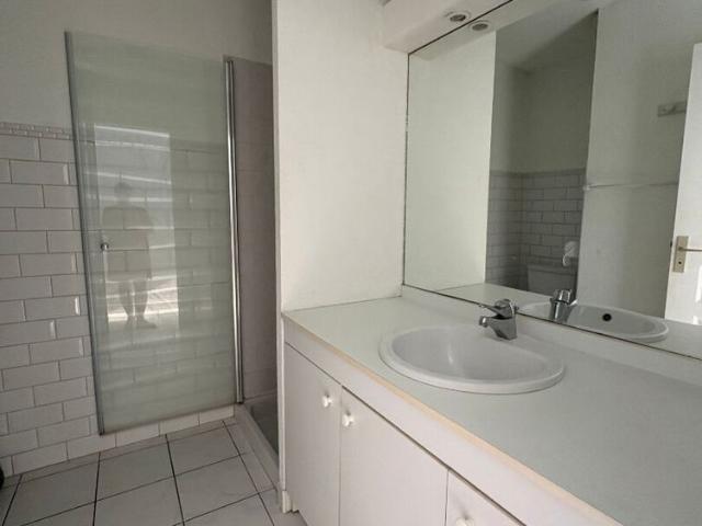 Location Appartement 1 pièce 27m²