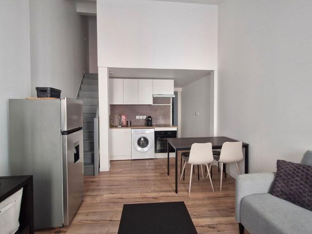 Location Appartement 1 pièce 27m²