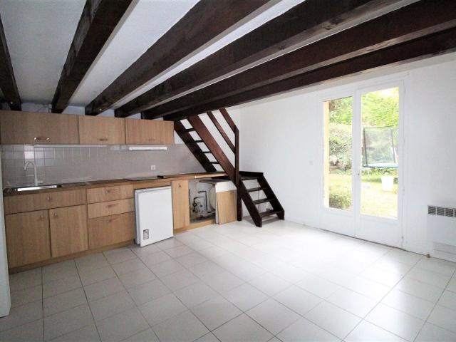 Location Appartement 1 pièce 27m² TOULOUSE 31400