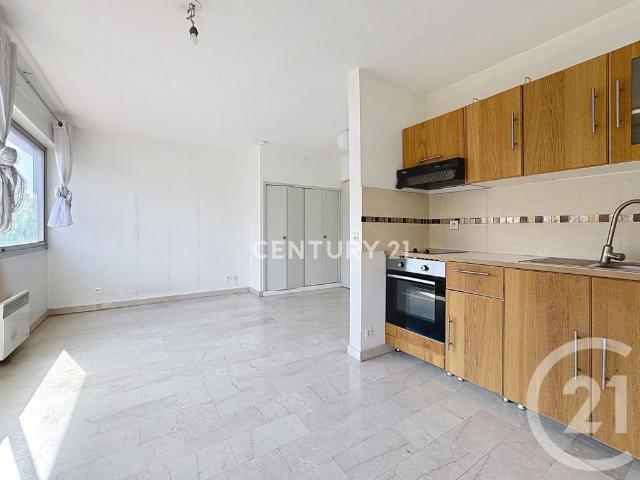 Location Appartement 1 pièce 27m² AUBAGNE 13400