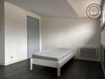 Location Appartement 1 pièce 27m² AUCH 32000