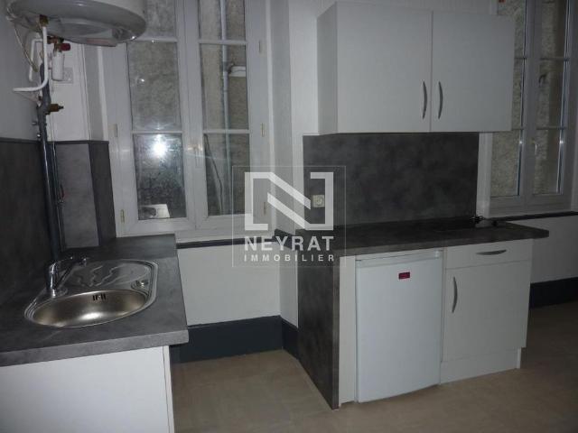 Location Appartement 1 pièce 27m² AUTUN 71400