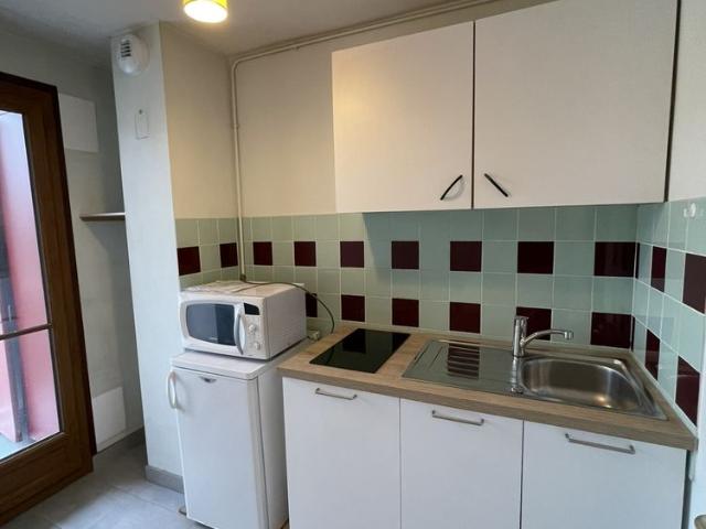Location Appartement 1 pièce 27m² AVON 77210