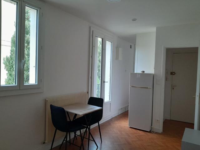 Location Appartement 1 pièce 27m² BERGERAC 24100