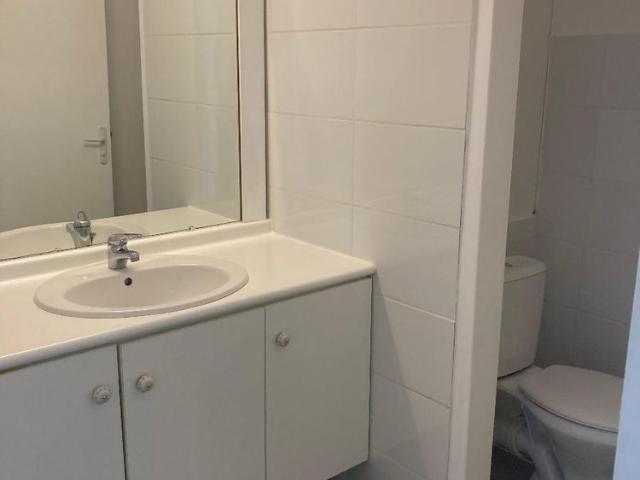 Location Appartement 1 pièce 27m² BORDEAUX 33200