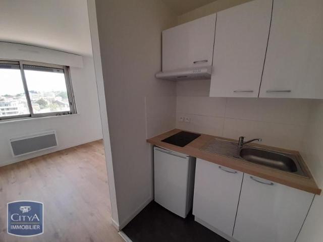 Location Appartement 1 pièce 27m² CHAMALIERES 63400