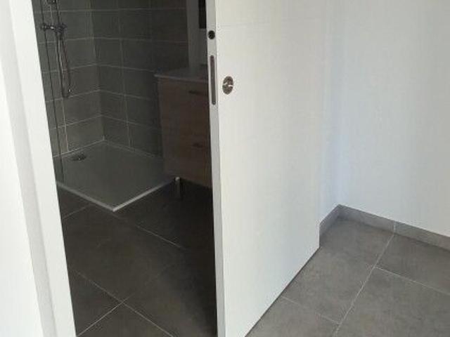 Location Appartement 1 pièce 27m² FREJUS 83600