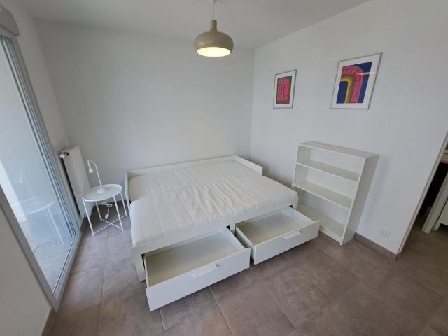 Location Appartement 1 pièce 27m² GRENOBLE 38100