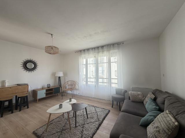 Location Appartement 1 pièce 27m² LE MANS 72000