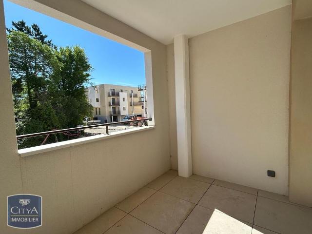 Location Appartement 1 pièce 27m² LE PONTET 84130