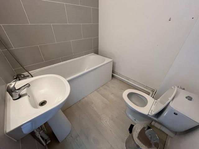 Location Appartement 1 pièce 27m² LILLE 59000
