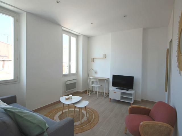 Location Appartement 1 pièce 27m² MARSEILLE 5ème