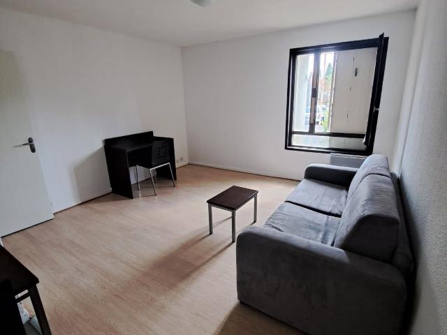Location Appartement 1 pièce 27m² MONTPELLIER 34080