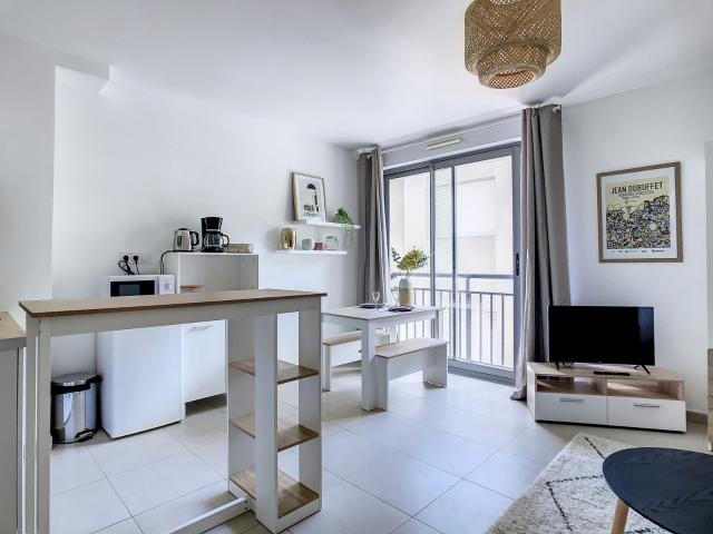 Location Appartement 1 pièce 27m² NICE 06000