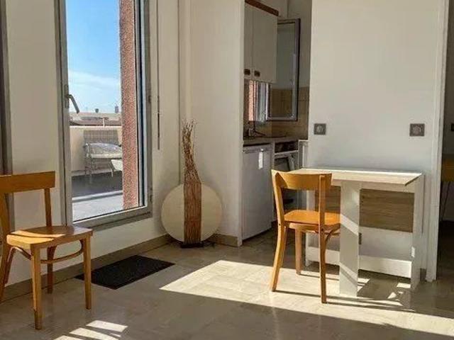 Location Appartement 1 pièce 27m² NICE 06300