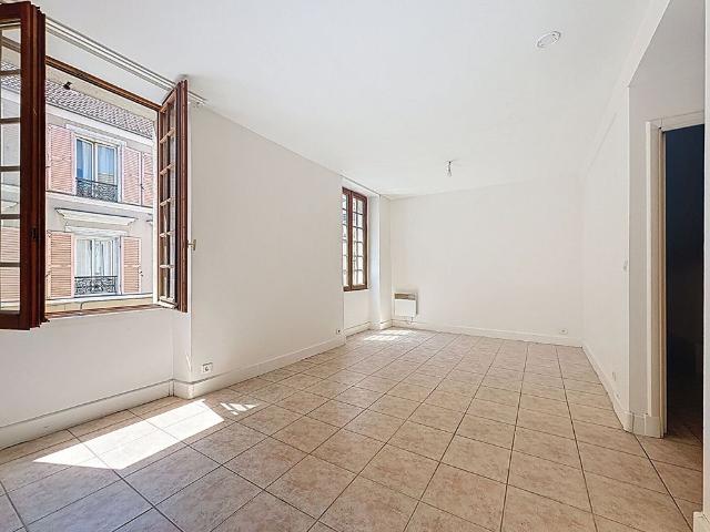 Location Appartement 1 pièce 27m² PUTEAUX 92800
