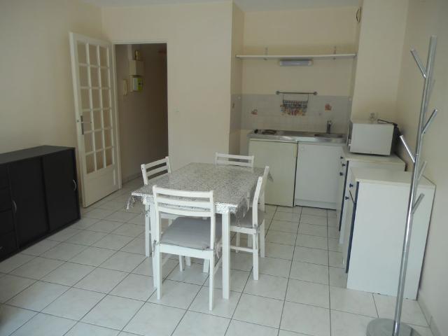 Location Appartement 1 pièce 27m² REIMS 51100