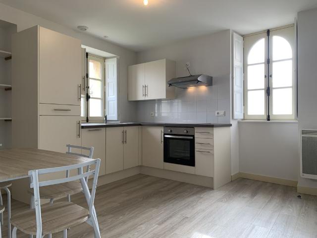 Location Appartement 1 pièce 27m² SABLE SUR SARTHE 72300
