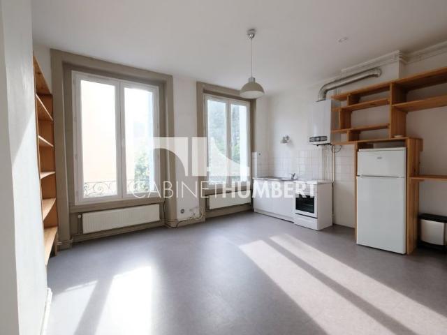 Location Appartement 1 pièce 27m² ST ETIENNE 42000