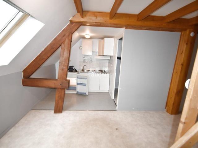 Location Appartement 1 pièce 27m² ST LO 50000