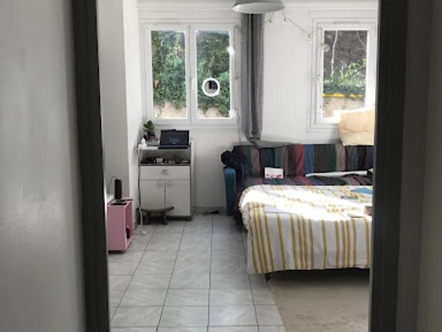 Location Appartement 1 pièce 28 m2 Marseille 9ème