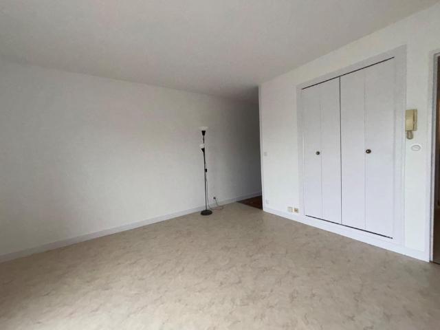 Location appartement 1 pièce 28 m2 à La Riche