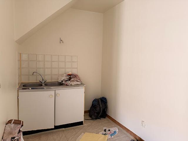 Location Appartement 1 pièce 28 m2 Arpajon
