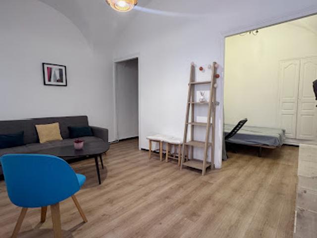 Location Appartement 1 pièce 28 m2 Bastia