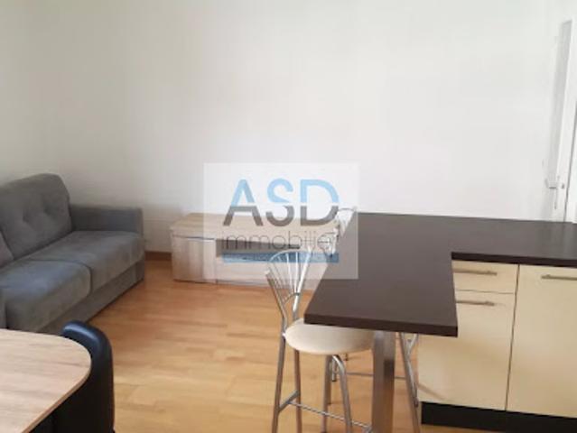 Location Appartement 1 pièce 28 m2 Lille