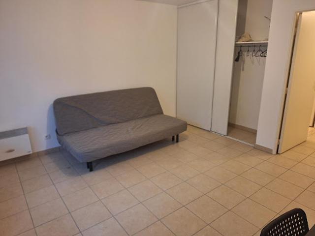 Location Appartement 1 pièce 28 m2 Vaugrigneuse