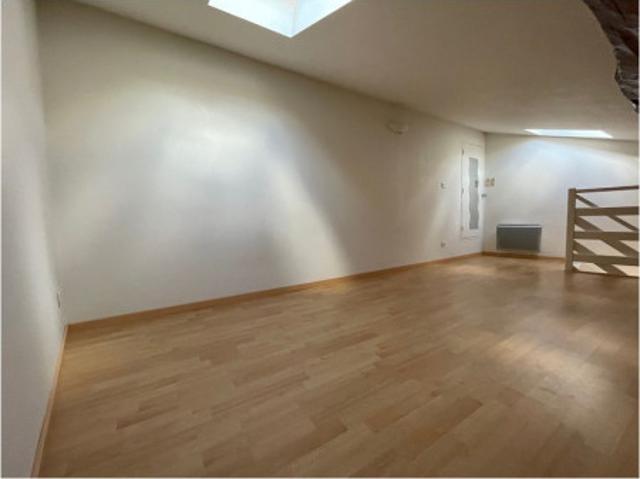 Location appartement 1 pièce 28 m²