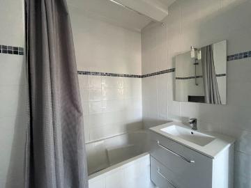 Location appartement 1 pièce, 28.12m², Viry Châtillon