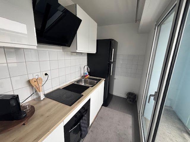 Location Appartement 1 pièce 28.1 m2 Annemasse