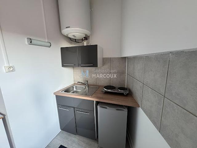 Location Appartement 1 pièce 28.2 m2 Montbrison
